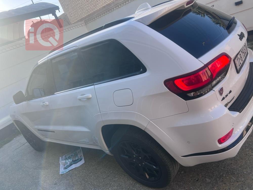 جيب جراند شيروكي